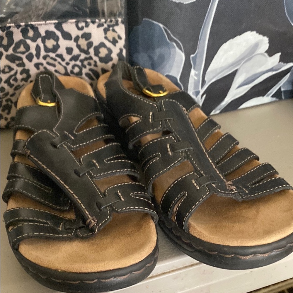 Clark’s Black Strappy Sandals